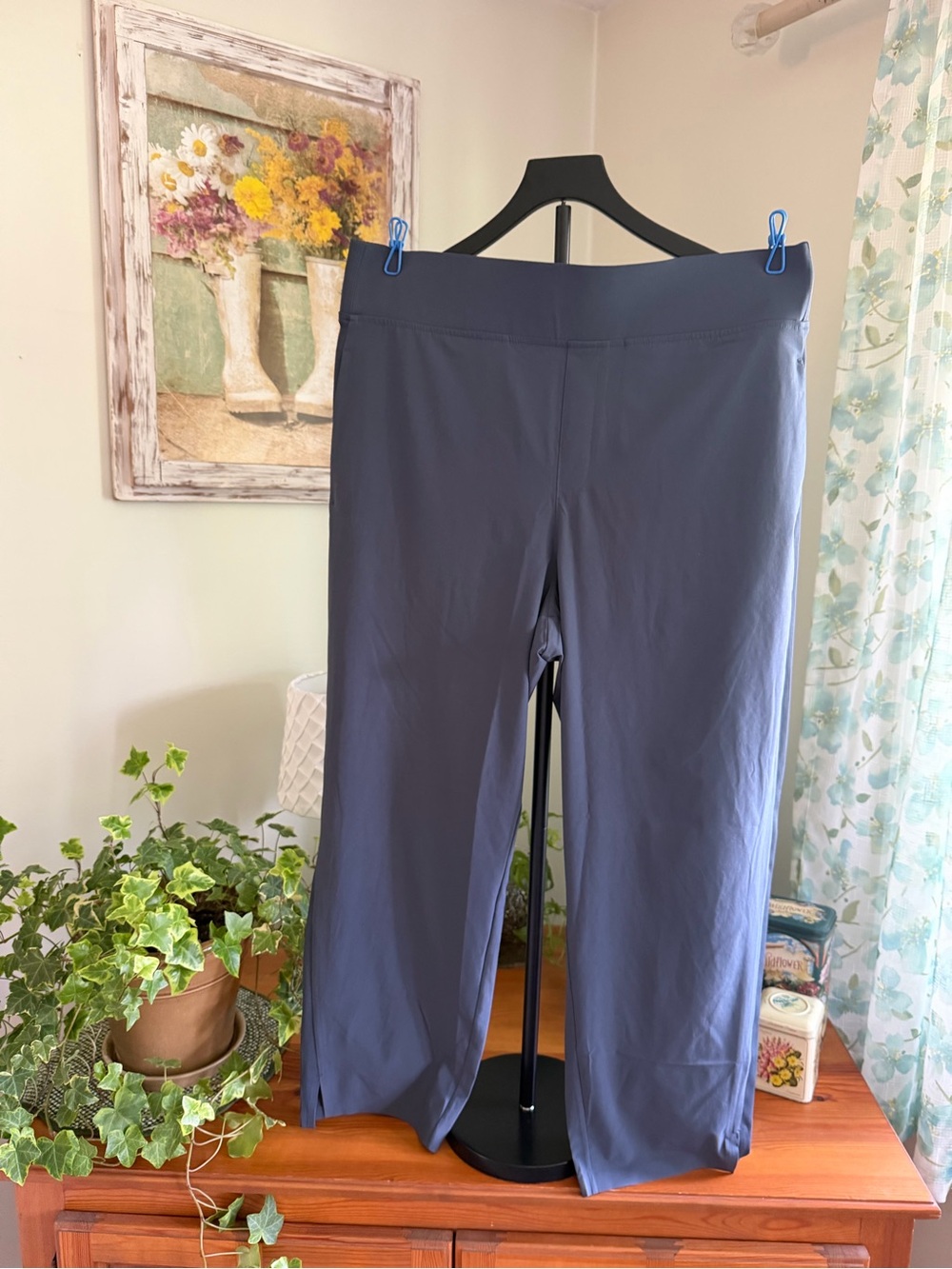 Kirkland Signature Wide-Leg Stretch Pants in Slate Blue